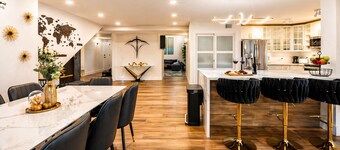 Modern Scottsdale Oasis Near Old Town–Pool, Waterfall, Glam Room & Putting Green