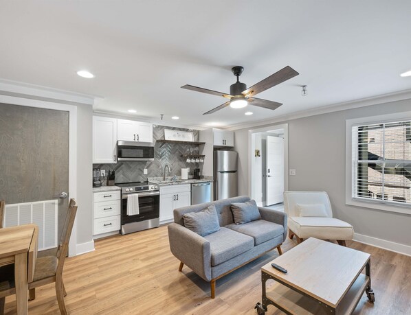 Appart'hôtel, 1 grand lit, patio, vue jardin (Carters Court Cozy Hideaway) | Intérieur