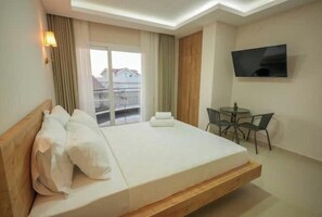 2 camere, ferro/asse da stiro, accesso a Internet