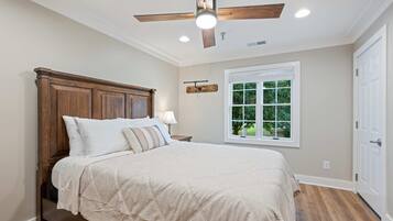 2 bedrooms, individually decorated, individually furnished