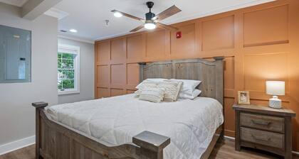 Carters Court Serene Suite