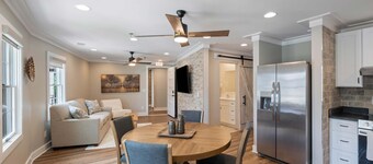 Carters Court Serene Suite