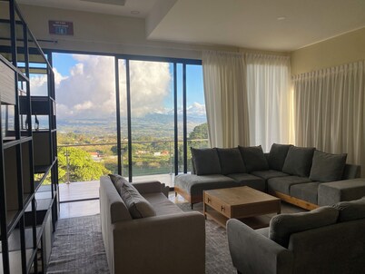 3-bedroom building in gorgeous Heredia with AC and fitness room - Third Floor