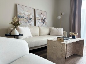 Smart TV - Luxury Retreat in MDR FREE Parking (Marina del Rey)