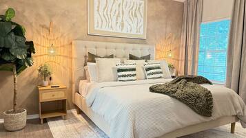 Työpöytä, Wi-Fi, vuodevaatteet