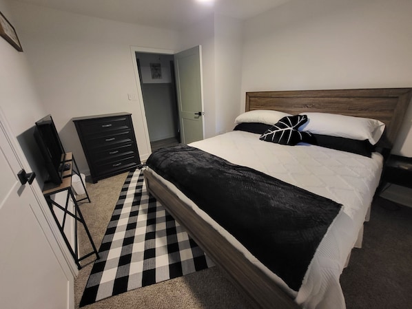 5 quartos, ferros/tábuas de passar roupa, Wi-Fi, roupa de cama
