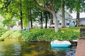 Property grounds - Lakefront getaway on Fish Lake (Marcellus)