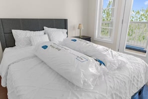 7 bedrooms, desk, iron/ironing board, free WiFi