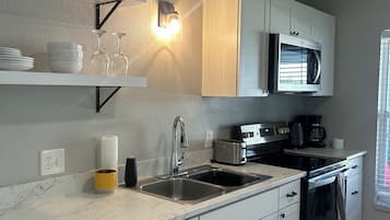 Microwave, oven, stovetop, dishwasher