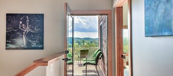 Magic Mountain | New West Asheville Chalet