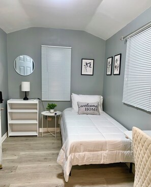 1 bedroom, free WiFi, bed sheets