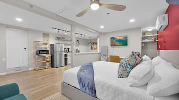 1 bedroom, iron/ironing board, WiFi, bed sheets