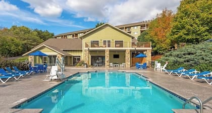Cozy Hotel Suite Near Smoky Mountains & Dollywood in Pigeon Forge