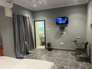 2 室のベッドルーム、インターネット、ベッドシーツ