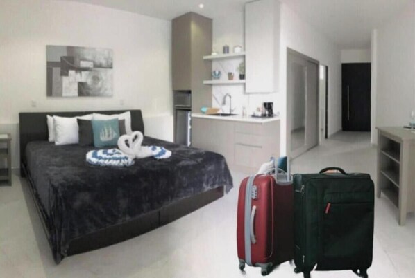 1 slaapkamer, een strijkplank/strijkijzer, internet, beddengoed