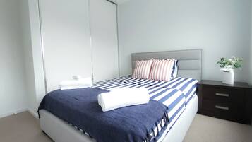 3 bedrooms, WiFi, bed sheets