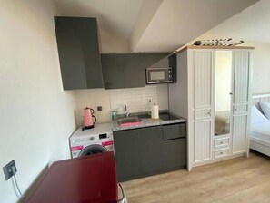 1 bedroom, Internet, bed sheets