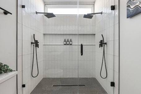 Hair dryer, towels, soap, toilet paper. Modern Family House w/ Game Room + Discounts!