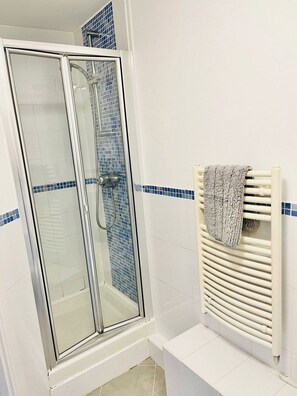 ヘアドライヤー