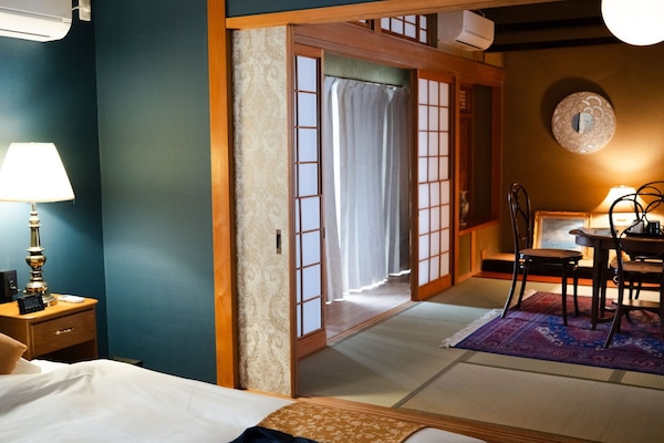 Quadruple Room | Down comforters, free WiFi, bed sheets