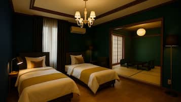 Habitación cuádruple | Edredón, wifi gratis y ropa de cama