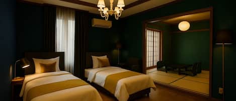 Quadruple Room | Down comforters, free WiFi, bed sheets