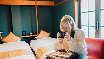 Cubrecamas, wifi gratis y ropa de cama