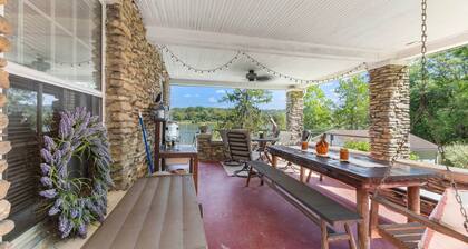 Riverside Storybook Cottage 1940 Stone Home w/Bar, Kids Area, River Views, Trail