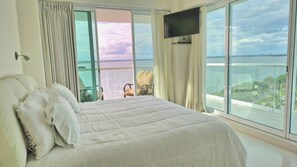 4 bedrooms, iron/ironing board, travel crib, free WiFi