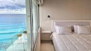 4 bedrooms, iron/ironing board, travel cot, free WiFi