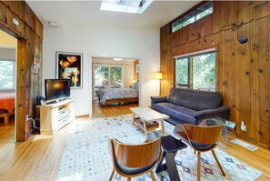 スマートテレビ、暖炉