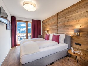 3 室のベッドルーム、旅行用ベビーベッド、WiFi (無料)