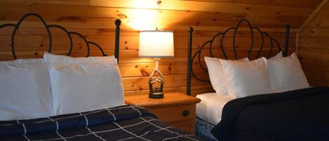 4 Schlafzimmer, Bügeleisen/Bügelbrett, kostenloses WLAN, Bettwäsche