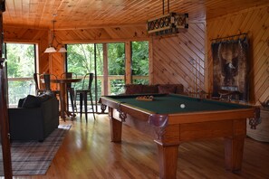 Unclassified image, 4 of 23, button