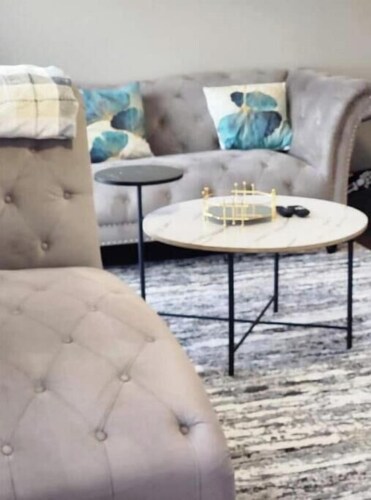 Cozy Uptown apartment with Gym and Swimming pool