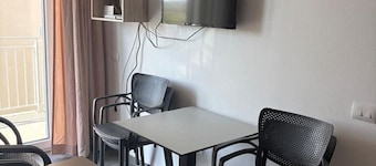 Talea Comfort Apartment 2 Beachside Stay