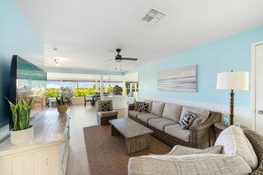 Apartment | 2 bedrooms, Internet - International Colony Club 30 (Lahaina)