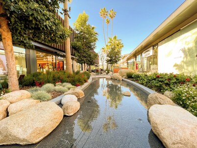 Cozy Studio City Apt with Large Patio & Gated Parking