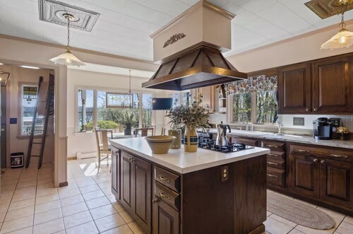 Keuka Cove House | Lake Views