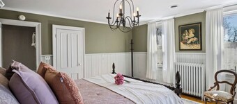 Keuka Cove House - Lake Views