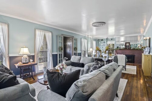 Keuka Cove House | Lake Views