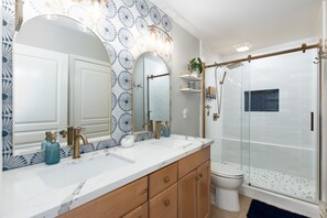 Hair dryer, towels - Beach Street Retreat | Sleeps 9 | Game Room (Oceano)