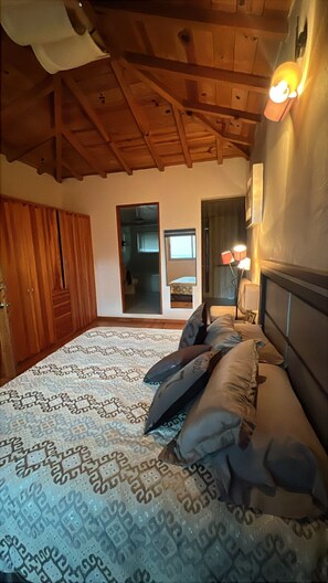Casa Deluxe, vista al jardín | Wifi gratis