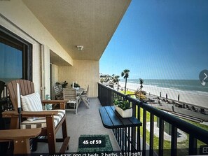 Outdoor dining - PREMIER GULF FRONT CONDO (Belleair Beach)