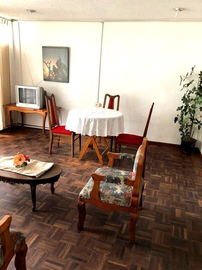 One-bedroom French style apartment in downtown Ambato