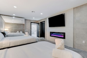 6 bedrooms, iron/ironing board, free WiFi, bed sheets