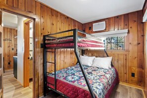 Chalet rustique, vue sur la montagne | Accès au Wi-Fi (inclus)