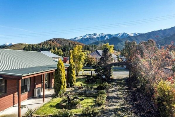 Exterior - Sunny Home in Hanmer Springs 🌞🌞 (Hanmer Springs)