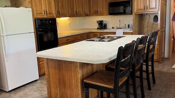 Microwave, oven, stovetop
