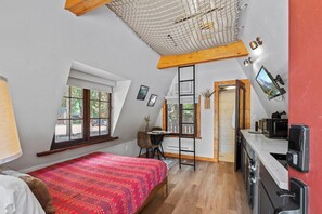 Cabane, vue montagne